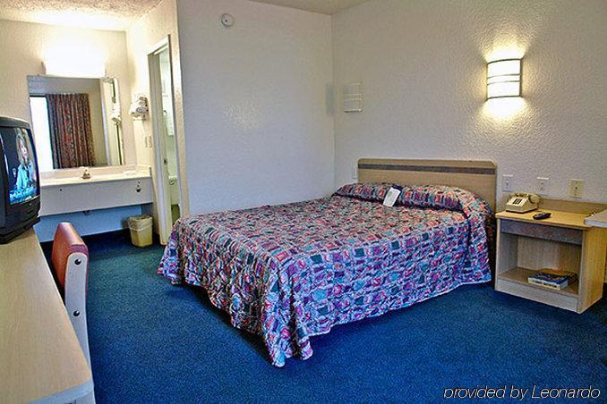 Motel 6 Huntsville - Madison Luaran gambar