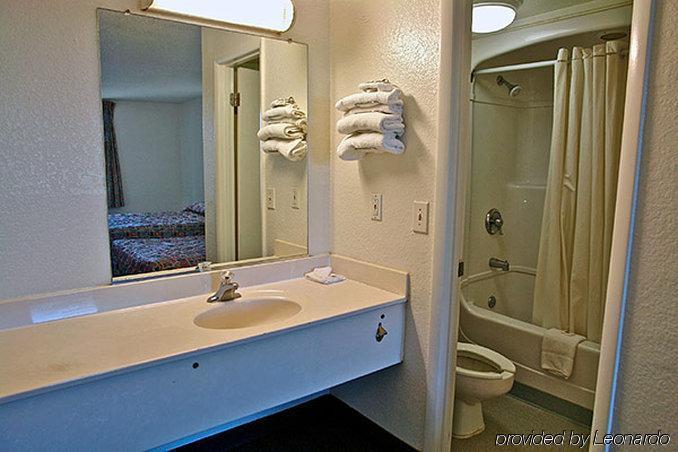 Motel 6 Huntsville - Madison Luaran gambar