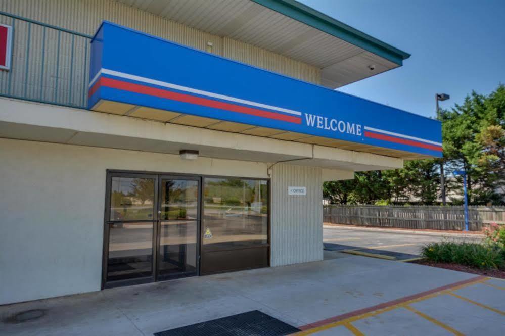 Motel 6 Huntsville - Madison Luaran gambar